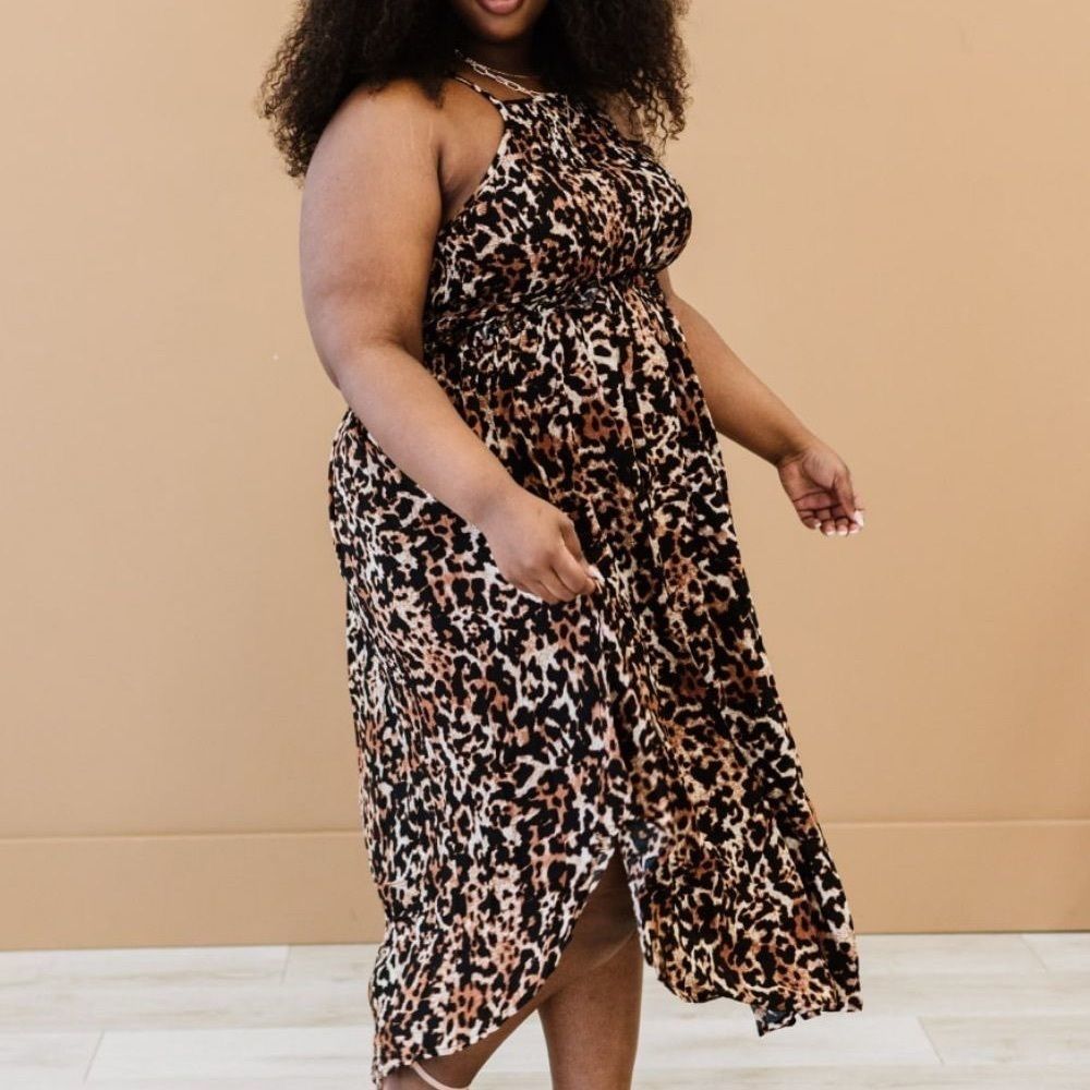 New! 💕 ODDI Animal Talk Leopard Print Midi Dress - Picture 4 of 9